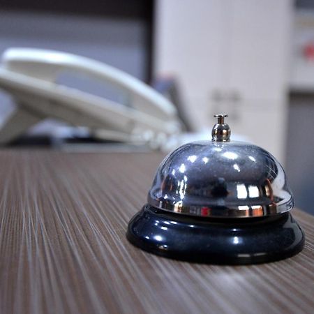 Garni Hotel Kaca Kragujevac Bagian luar foto