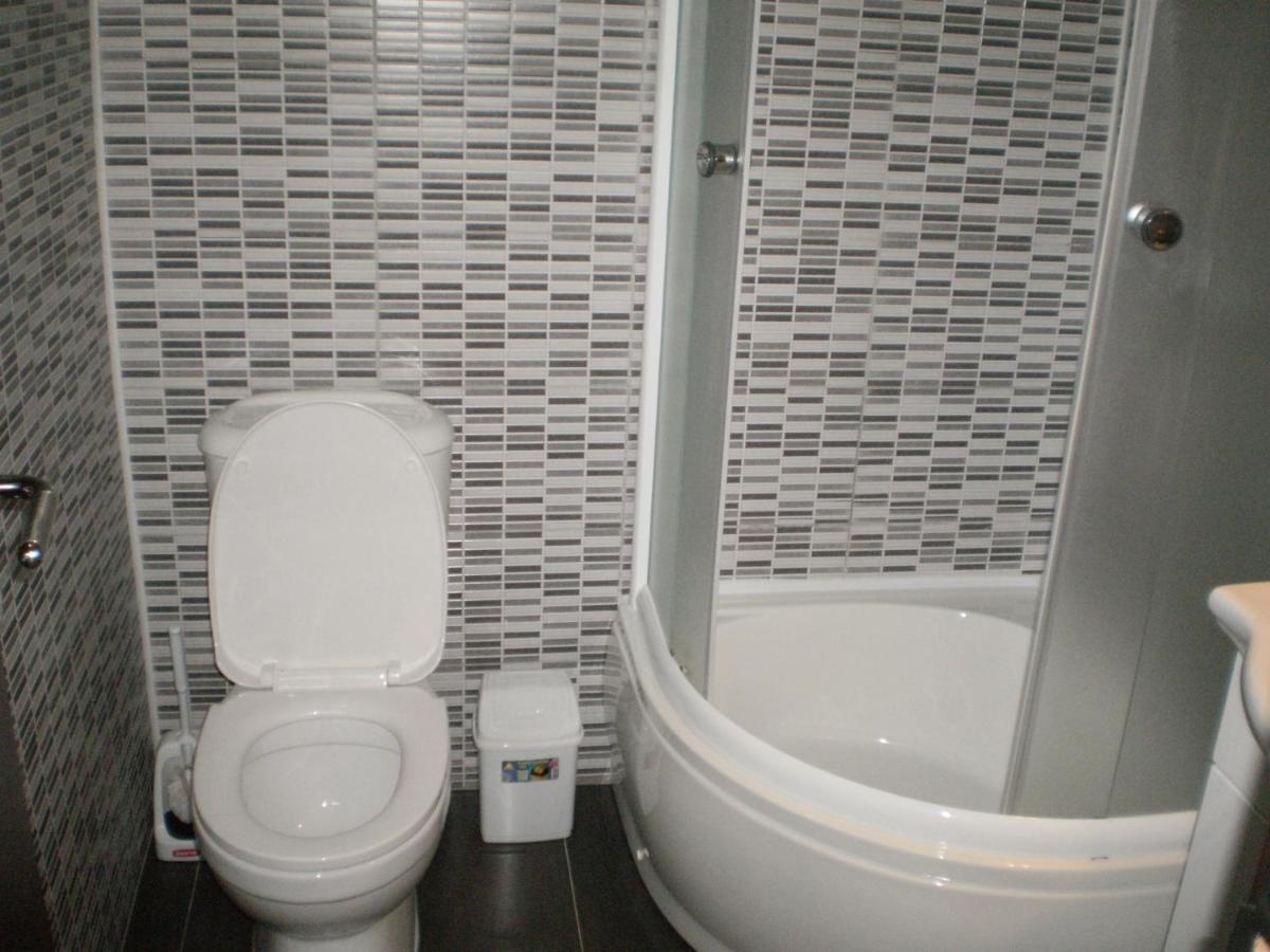 Garni Hotel Kaca Kragujevac Ruang foto